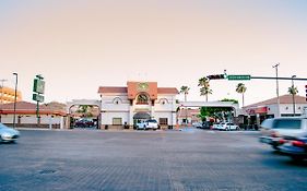 La Siesta Hotel